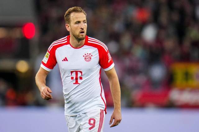 足全队的现 足全队的现