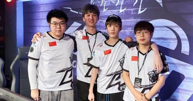 纷报道他的 纷报道他的