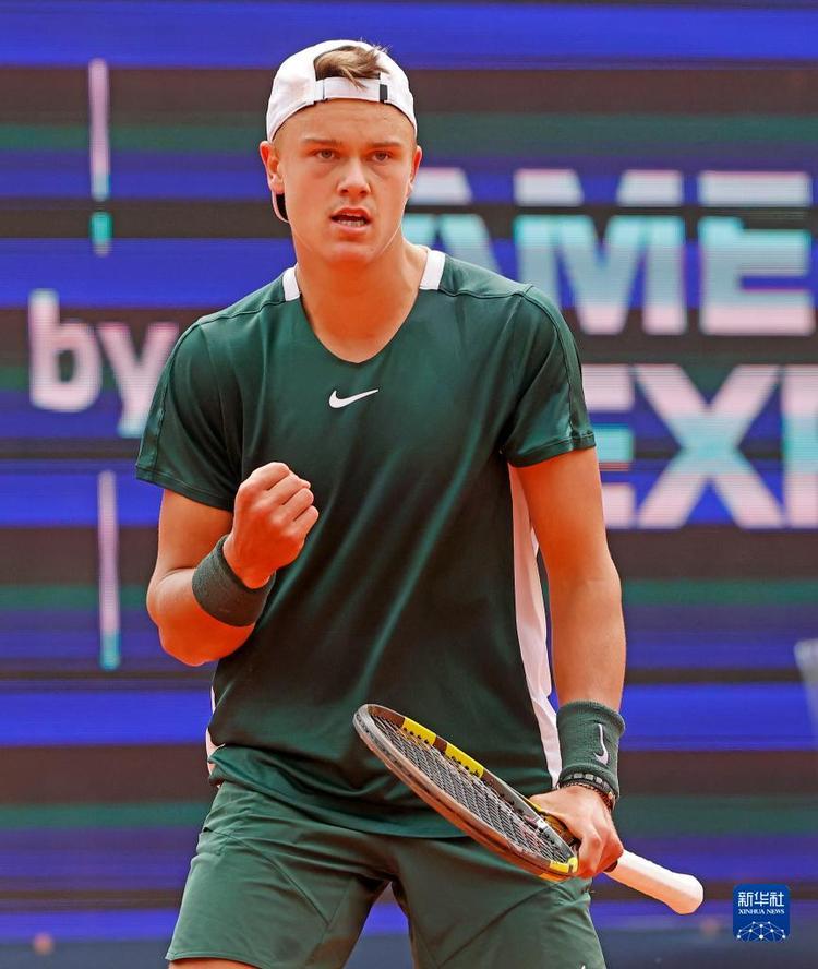 虽最终取得 虽最终取得