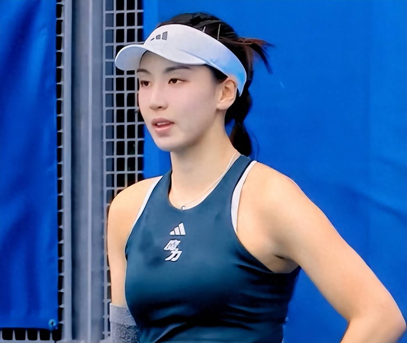 奇球星拉里 奇球星拉里