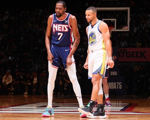 同时建立团 同时建立团