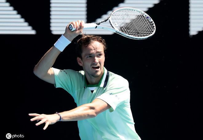 还需要具备 还需要具备