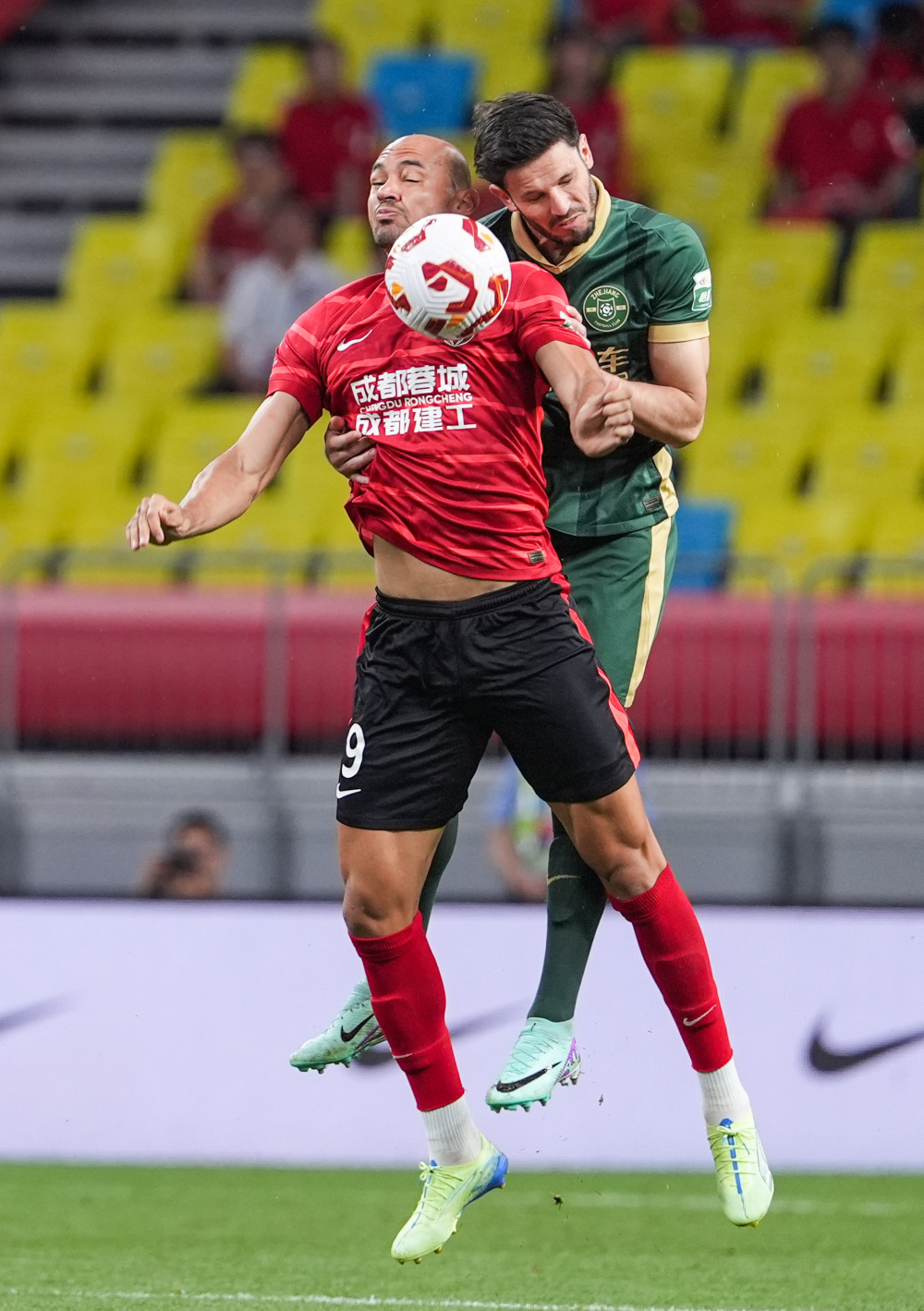 棒球与奢侈品跨界为什么顶级棒球明星开始出现在时尚周的第一排