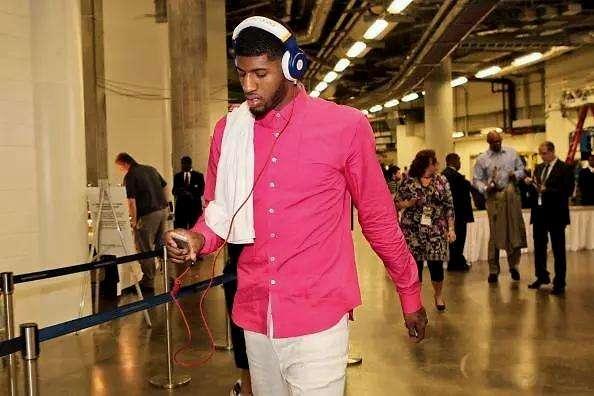 半场：维罗纳0-0佛罗伦萨，小基恩头球造险