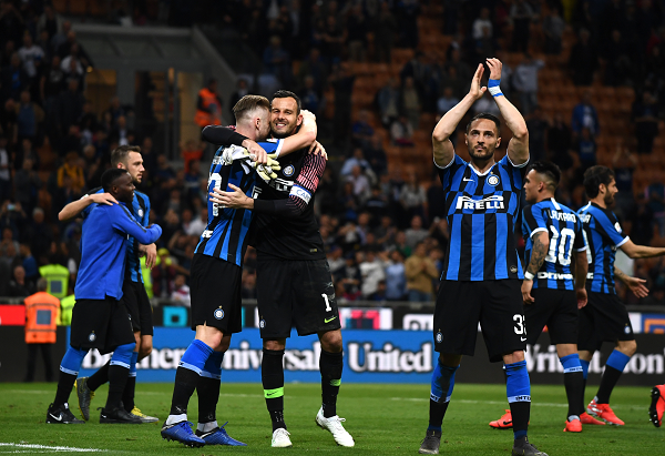 中期通过两 中期通过两