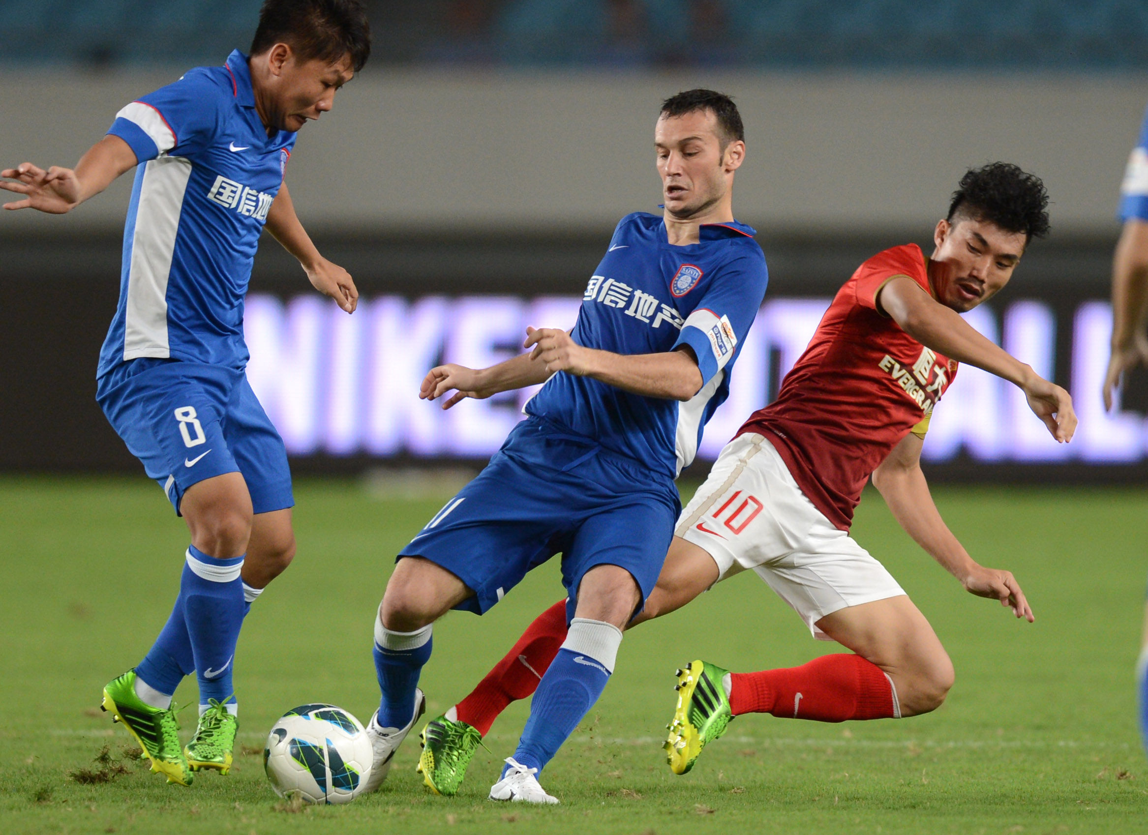 如牛六至牛 如牛六至牛