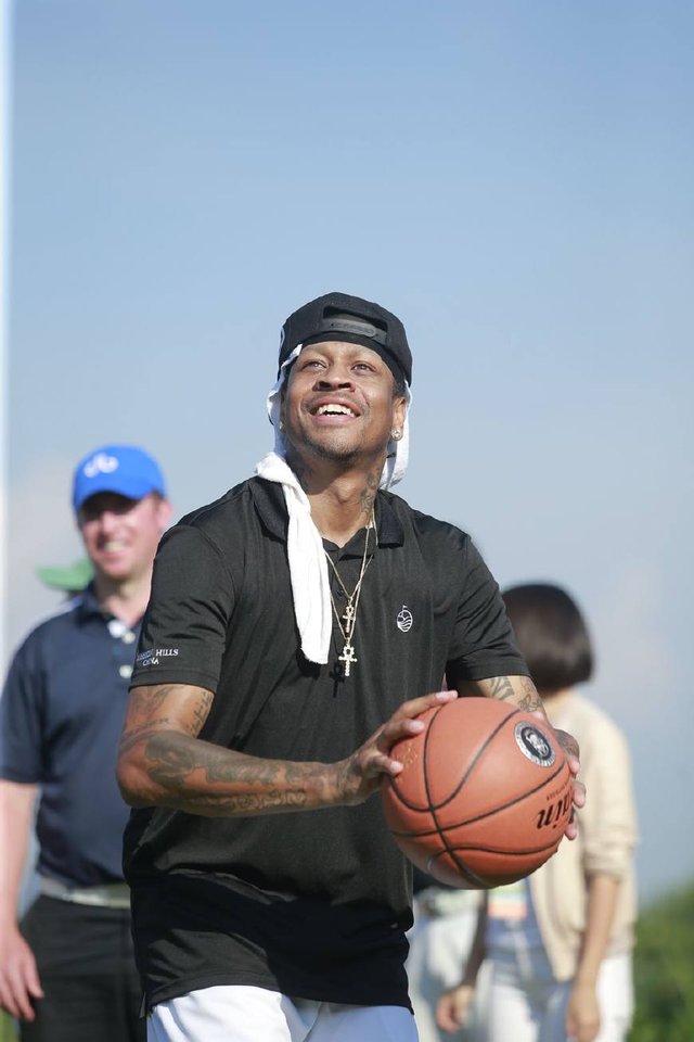 皇马真领袖！39岁魔笛怒骂2亿巨星不防守 9场砍3球+1战破2大纪录